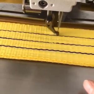 สายพานยกของ 2 ตัน (เซฟตี้ 7:1） สายพานยก สายยกของ สายยกแบน สลิงผ้าใบ สลิงแบนโพลีเอสเตอร์ สลิงอ่อนชนิดแบนมีห่วงหัว-ท้าย กว้าง 2 นิ้ว รับประกันหนึ่งเดือน