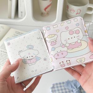 กระเป๋าสตางค์ขนาดเล็กลายการ์ตูนน่ารักสำหรับเด็กและนักเรียน กระเป๋าใส่บัตรแบบพกพา กระเป๋าสะพายข้างแบบเรียบง่ายและมีเอกลักษณ์เฉพาะตัวสำหรับผู้หญิง
