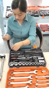 YS【COD】BTools 82PCS Car Repair Tools Socket Wrench Set Original Car Tools Set Car Tools Complete Set Torque Wrench Tool Box Set Wrench Tools Set Spanner Wrench Set Tools Wrench Socket Set Ratchet Wrench Socket Tools Toolbox Set Wrenches Tools Set For Car