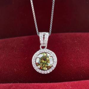 S925 Sterling Silver Moissanite Necklace 1 Carat Round Shape colorful lab-created diamond jewelry For Women