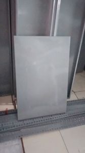 Mâm tôn Rộng 40cm. Nhiều quy cách: 40x60 40x80 40x100 40x120. Mâm dùng để lắp Kệ V lỗ - Kệ kho chứa hàng