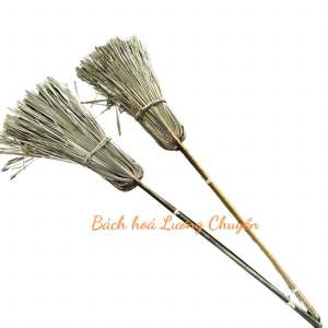 Chổi cọ quét sân - Chổi lá cọ già bền bện tay rất chắc chắn