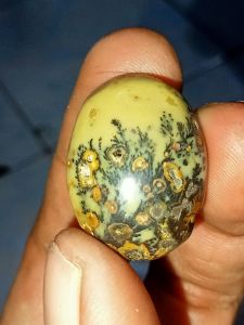 batu cincin Garut motif