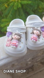 Kid Girls Closs Sandals Cute Round Toe Design Cartoon Comfortable Breathable Waterproof High-Quality Durable Rubber Slippers for All Seasons Outdoor & Indoor Wear