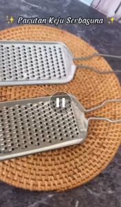 BY694 Parutan Keju Kentang Cheese Peeler Coklat Grater Parutan Stainless Steel