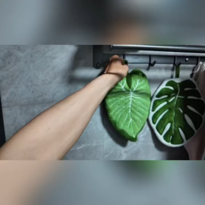 Cartoon Green Leaf Hand Towel Absorb Water Thickened Kitchen Handkerchief Coral Velvet Hanging Cleaning Cloth Bathroom Green Plants Cleaning Towel High Quality