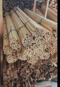 reng kayu 2cmx3mx200cm 1ikat 10 pcs