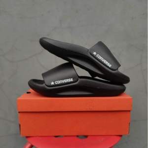 SANDAL SELOP PRIA SLIP ON / SANDAL SLIDE SLOP SENDAL SELOP ALSTAR