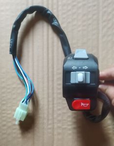 Cụm công tắc dùng cho xe điện Xmen ( đèn còi xi nhan ) (1 bên)