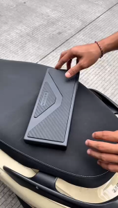 FRAMELESS PLAT FRAME PLATE NOMOR UNIVERSAL FRAMELESSPLAT NOMOR 1 SET DEPAN BELAKANG MOTOR ( CLEAN LOOK ) PLAT VARIASI DEPAN BELAKANG NOMOR MOTOR FRAME LICENSE MOSCOW cbr fino fazzio beat nmax aerox adv lexi fino mio vixion MODEL GEN2 TANPA FRAME PNP