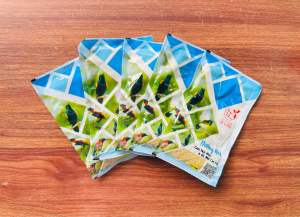 (combo 5 gói) Cám dưỡng hot Lê Thịnh dành cho chim hút mật gói 100gr Bảo An shop