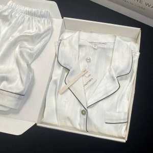 Sweet Ice Silk Short Sleeve Summer Pajamas for Women Adorable Home Clothes Set Suitable for Youth Ins Style