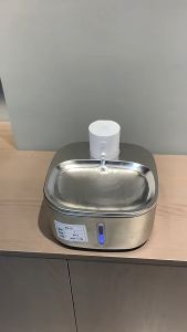 Petwant 3.2L Stainless Steel Battery Operated Automatic Pet Cat Drinking Water Fountain for Outdoor Indoor