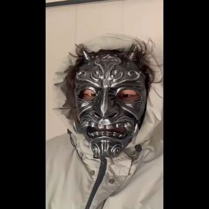 ญี่ปุ่นสีแดง Prajna Hundred Ghosts Night Walk หน้ากาก Noh ละคร Ghost Samurai หน้ากากเรซิ่น Masquerade Ball บทบาทเล่น Prop