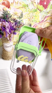 Portable Mini Pastel Travel Soap Box with Drainage & Lid