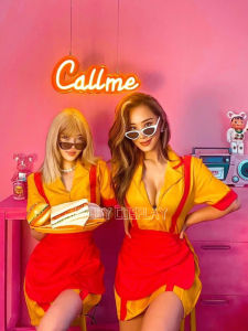 Halloween Costume Bankrupt Sisters Max Caroline Cosplay Work Uniform 2BrokeGirls Set Film And TV Works in Stock No Brand