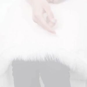 Karpet bulu White Plush Carpet Super Soft Fluffy Fur Carpet Anti Slip Floor Mat Area Rugs for Bedroom Living Room Dressing Table Shoe Rack Decor