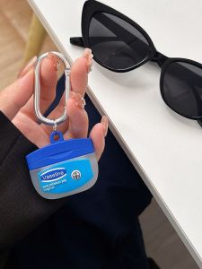 Creative Vaseline Lip Balm Holder Silicone Protective Case for Apple AirTag Locator Anti-Loss Device Digital Accessories