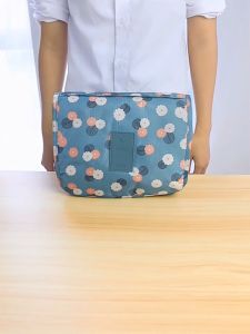 Túi Đựng Mỹ Phẩm Đồ Du Lịch Đa Năng Có Móc Treo Phong Cách Hàn Quốc.