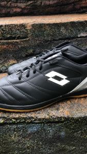 SEPATU JUMBO FUTSAL/TENNIS LOTTO (BIG SIZE)