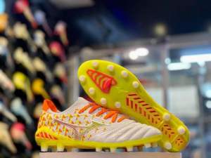 ใหม่ล่าสุด 🛍️รองเท้าฟุตบอล รองเท้าสตั้ด งานตรงปกตามรูปภาพถ่ายจากภาพจริง ใส่ได้ทั้งหญ้าจริงและหญ้าเทียม สินค้ามีพร้อมกล่อง