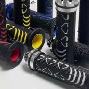 Tay Nắm Xe Máy Chống Trượt 22MM/24MM Tương Thích Với Honda Yamaha Kawasaki KTM Suzuki CFMOTO - Tay Nắm Tay Lái Giúp Cải Thiện Khả Năng Điều Khiển