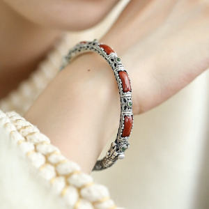 925 Silver South Red Open Hand Bracelet Womens Hollow out Vintage Ethnic Style Fashion Jewelry Luxury Sensation New Chinese Style