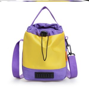 Lightweight Outdoor Crossbody Bucket Bag Mobile Phone Coin Purse Womens Fashionable Casual Bag 2025 New Style