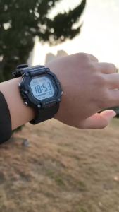 Đồng Hồ Thể Thao Nam Casio AE-1600H-1A Màn Hình Kỹ Thuật Số Dây Đeo Bằng Nhựa Chống Sốc Chống Nước Đèn Nền Phát Sáng Chronograph Nhiều Múi Giờ