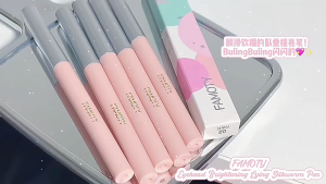 (สินค้าส่งจากไทย) FAMOTY ปากกาอายแชโดว เนื้อละเอียด ใช้แต่งตา กลิตเตอร์วิบวับ มีให้เลือก 5สี