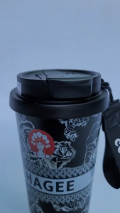 Bình Giữ Nhiệt CHAGEE Có Ống Hút & Miệng Uống Cafe Mỹ – Nắp Đậy Chắc Chắn Thiết Kế Hiện Đại