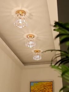 Lampu Plafon LED Minimalis & Ruang Tamu Modern