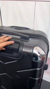 Morden กระเป๋าเดินทางแบบลากล้อหมน360° ABS ความจุขนาดใหญ่ ชุดกระเป๋าเดินทาง 3 ชิ้น 20"/24"/28" กระเป๋าคุณภาพเยี่ยม