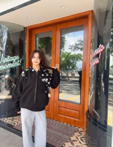 เสื้อแจ็คเก็ตฮู้ดปักลายดอกไม้สไตล์อเมริกัน ทรงหลวม ขนแกะ ซิป ฤดูใบไม้ร่วง/ฤดูหนาว สำหรับผู้ชายและผู้หญิง