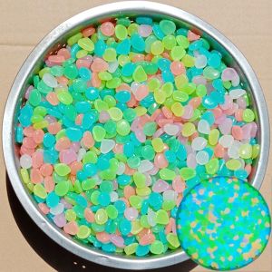 200Pcs Glow in the Dark Garden Pebbles For Sidewalk Garden Terrace Lawn Garden Patio Fish Tank Aquarium Decoration Glow Stone