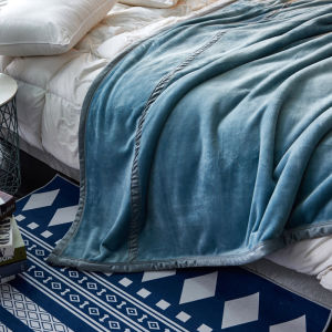 ผ้าห่มผ้าขนแกะแบบพิเศษสำหรับบ้านสไตล์ญี่ปุ่น ผ้าฝ้ายโพลีเอสเตอร์ ผ้าห่มผ้าขนแกะหนาแบบลำลองสำหรับฤดูหนาวที่อบอุ่นและอบอุ่น
