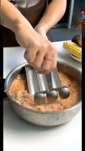 เครื่องทำลูกชิ้นรอบเครื่องทำลูกข้าวลูกชิ้นกุ้งลูกชิ้นแม่พิมพ์ไม่ติดยัดไส้สำหรับคุกกี้แป้งหรือซอร์เบทอุปกรณ์ครัว