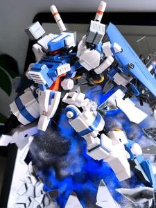 Qizhile Chinese Domestic Original Mecha Assembly Toy Transforming Robot Free Assault Gundam Model Collectible Figure