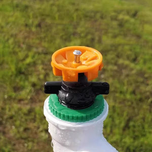 Naukaha【Ready in Stock】 360 Degree Rotating Watering Nozzle 1/2" Male Thread Automatic Rotation Sprinkler Lawn Irrigation