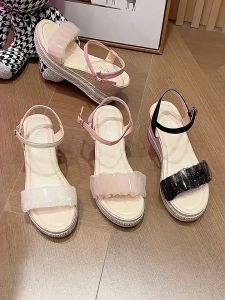 ผลิตภัณฑ์ใหม่SALE รุ่นA61 รองเท้าผู้หญิง รองเท้าส้นสูงเจ้าหญิง พื้นหนา รองเท้าแพลตฟอร์ม ใส่สบาย เหมาะกับเดินชายหาด แฟชั่นฤดูร้อน