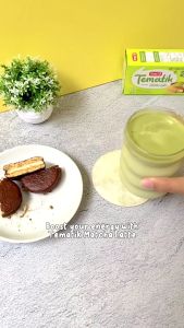 Tong Tji tematik matcha latte teh hijau isi 10 saset