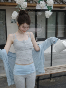 THROUS | Bộ Quần Áo Hai Mảnh Thiết Kế Giả Lớp Áo Cardigan Mỏng Mềm và Quần Xòe