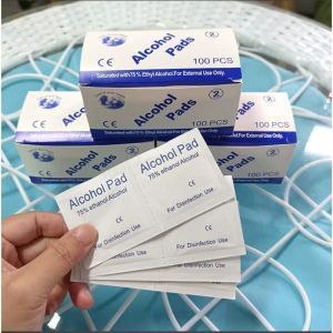 Alcohol swabs for skin 75% wound disinfection convenient to carry outdoor sports disaster essential first aid box supplies