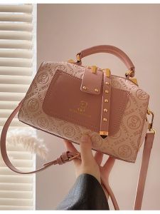 Luxury Pillow Shaped Commuter Bag Womens Single Shoulder Crossbody Bag Boston Style Handbag Lightweight Polyester Lining