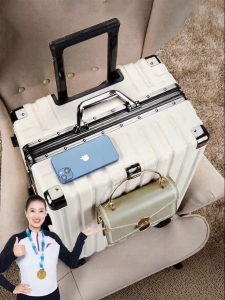 Vali Du Lịch Dung Lượng Lớn Đẹp Mắt