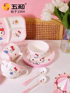 อะนิเมะสไตล์ hellokitty เครื่องใช้บนโต๊ะอาหารสําหรับเด็ก ถ้วยน้ําน่ารัก ชุดจานเด็ก จานรับประทานอาหารในครัวเรือน ชามข้าว ช้อน