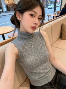 HUOLISI | Gray High-neck Sleeveless Vest for Women