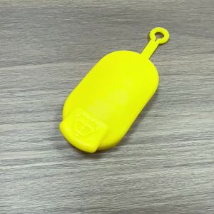 YONGRUN 1/2/5/10pcs Car Glass Wiper Fluid Reservoir Cover Suitable For Nissan Opel Vivaro Renault Trafic 7700411279 8200609542
