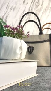 Cakra Official - Sling Bag LILY Tas Selempang Canvas Wanita Sling bag Canvas Premium Tas Selempang Mini Sling bag Korea Tas Selempang Mini Korea Viral Trendy Terbaru Tas Canvas Wanita Tas Selempang Kanvas