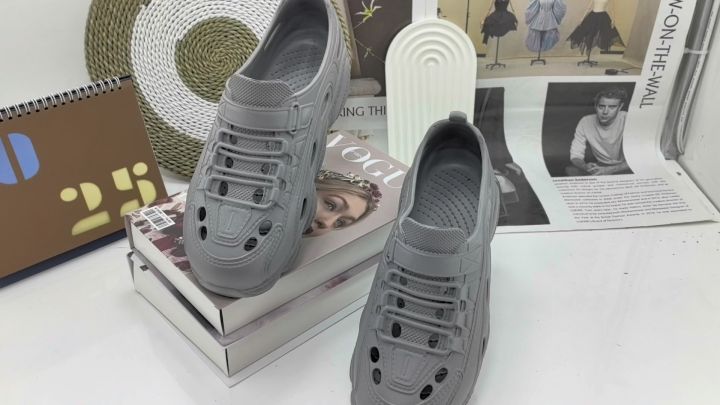 Sepatu Sandal Pria Wanita Slip On EVA Ringan Elastis Anti Slip Casual Empuk